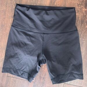 Lululemon Biker Shorts 4 inch